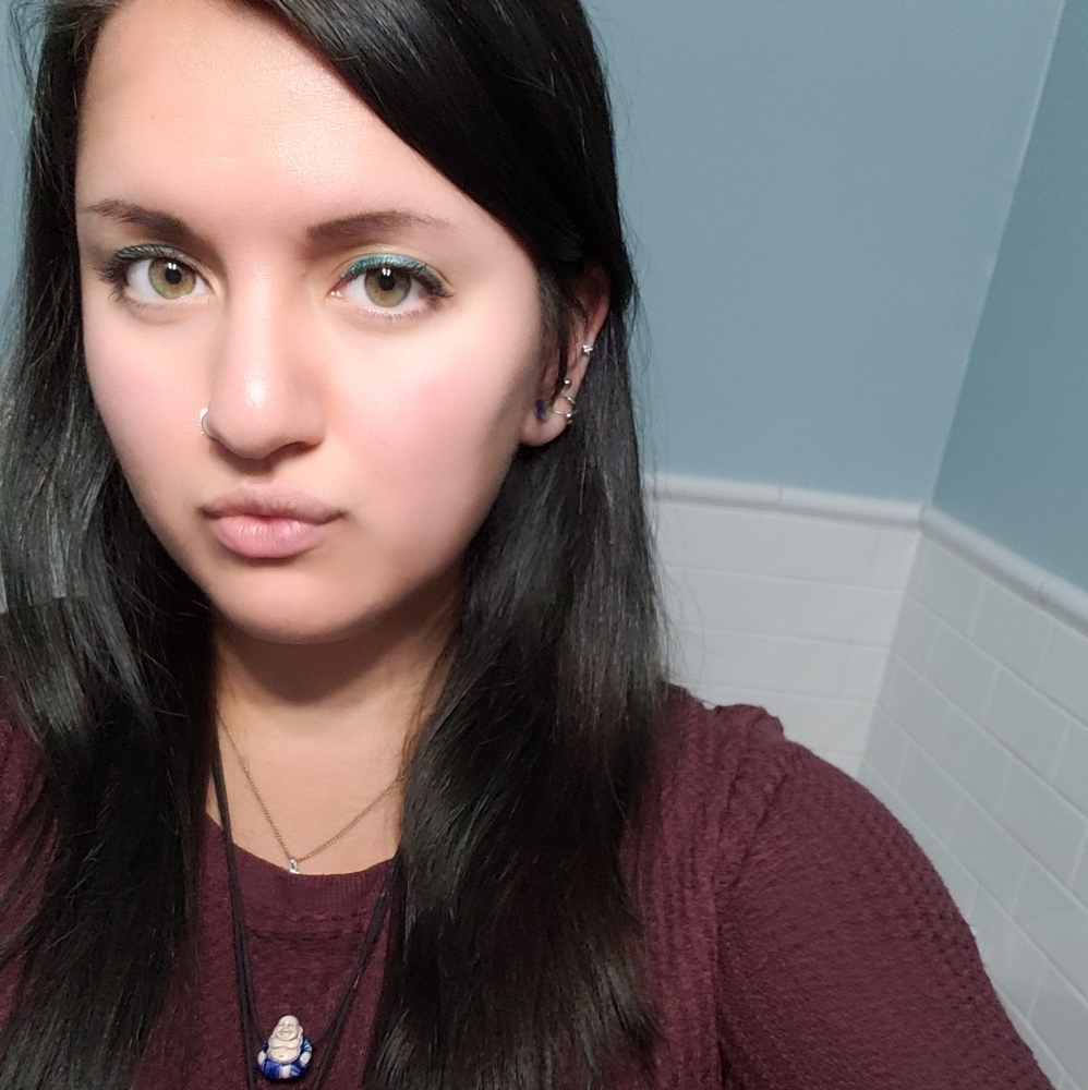 Meet your Posher, Marissa